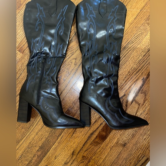New Cowgirl boots - Picture 4 of 4